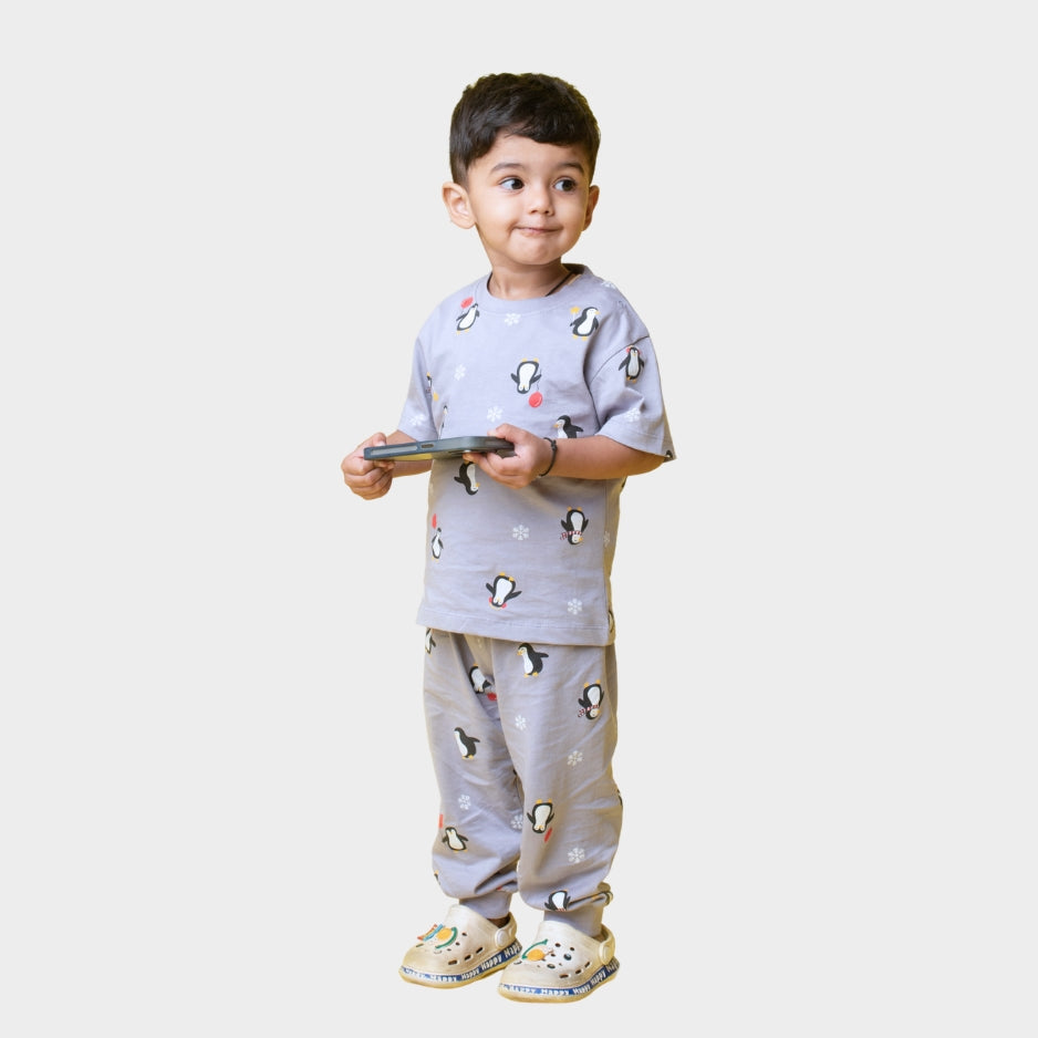 Half Sleeves Unisex Co-ord Set | Party Penguin